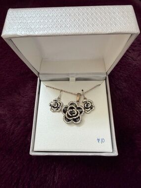 Black Enamel Rose Necklace & Earring Set Rhinestone Silver Tone 3pc